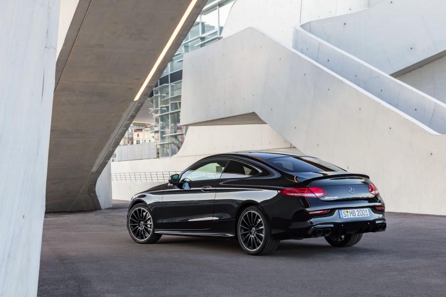  Mercedes-AMG C43 4Matic Coupe (C205) 2018 года  (WW) (фото 44 из 49)